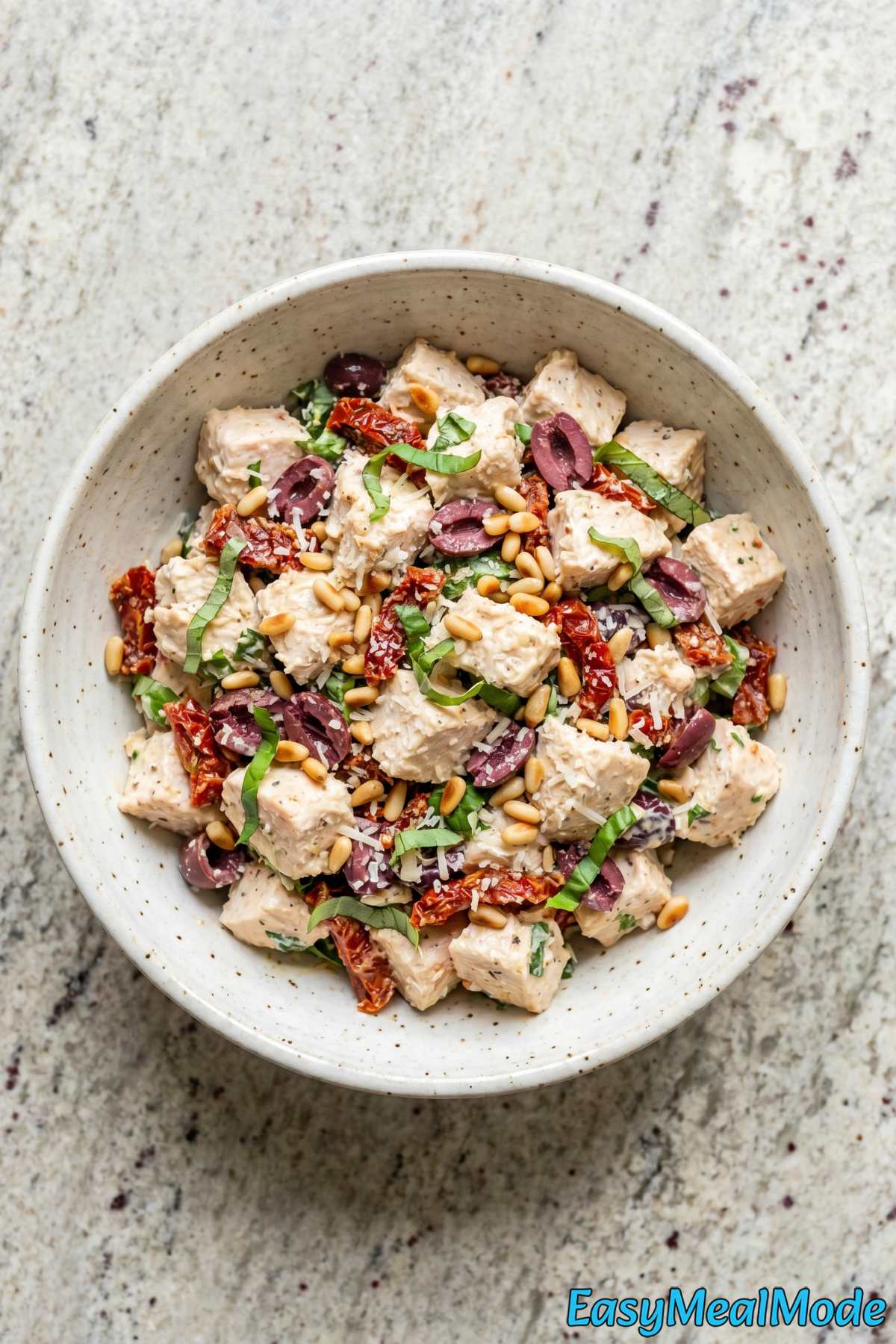 Light chicken salad with sundried tomatoes & basil