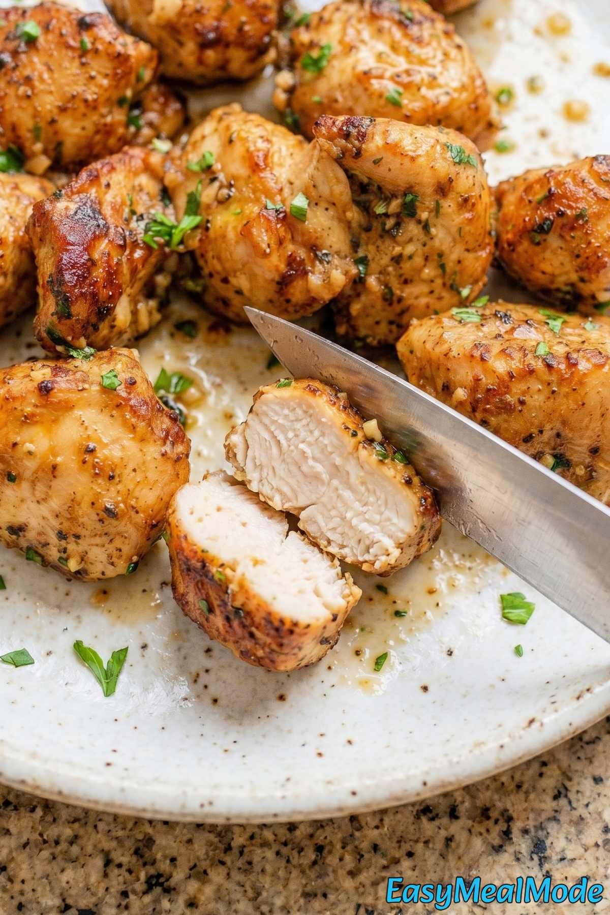 Easy high protein garlic butter chicken bites
