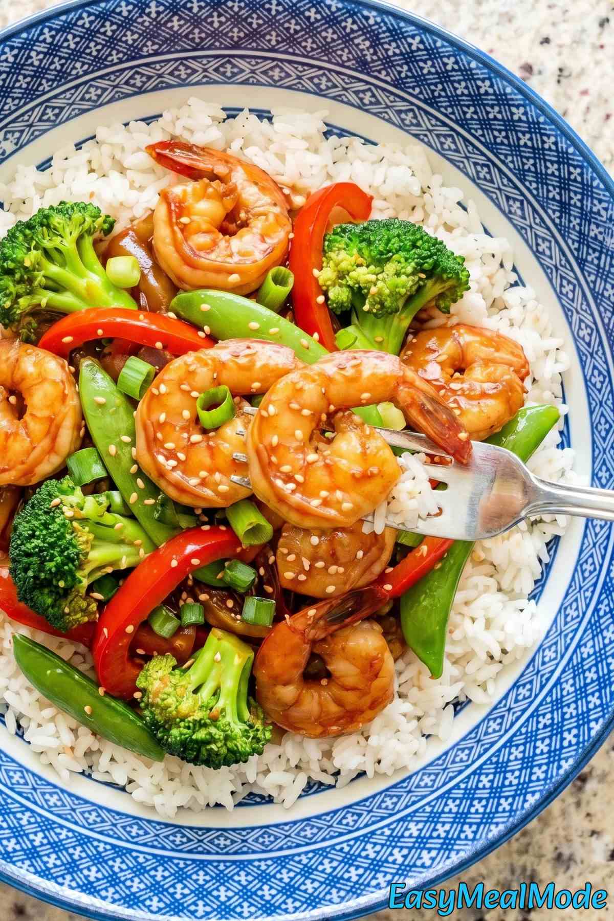 Flavorful high protein shrimp stir fry