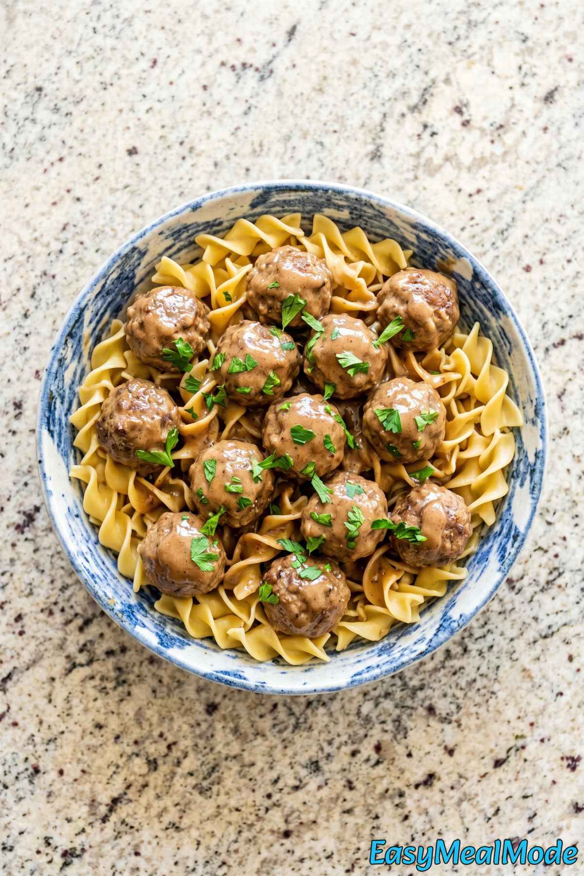 Savory slow cooker Swedish meatballs with sauce